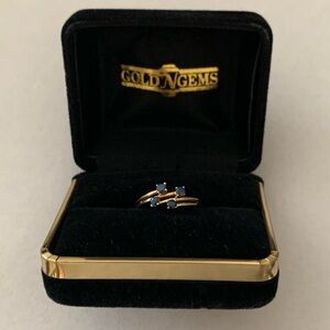 Vintage 14k Solid Gold Dark Blue Topaz Ring Size 6.25